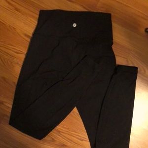 Black Lululemon leggings